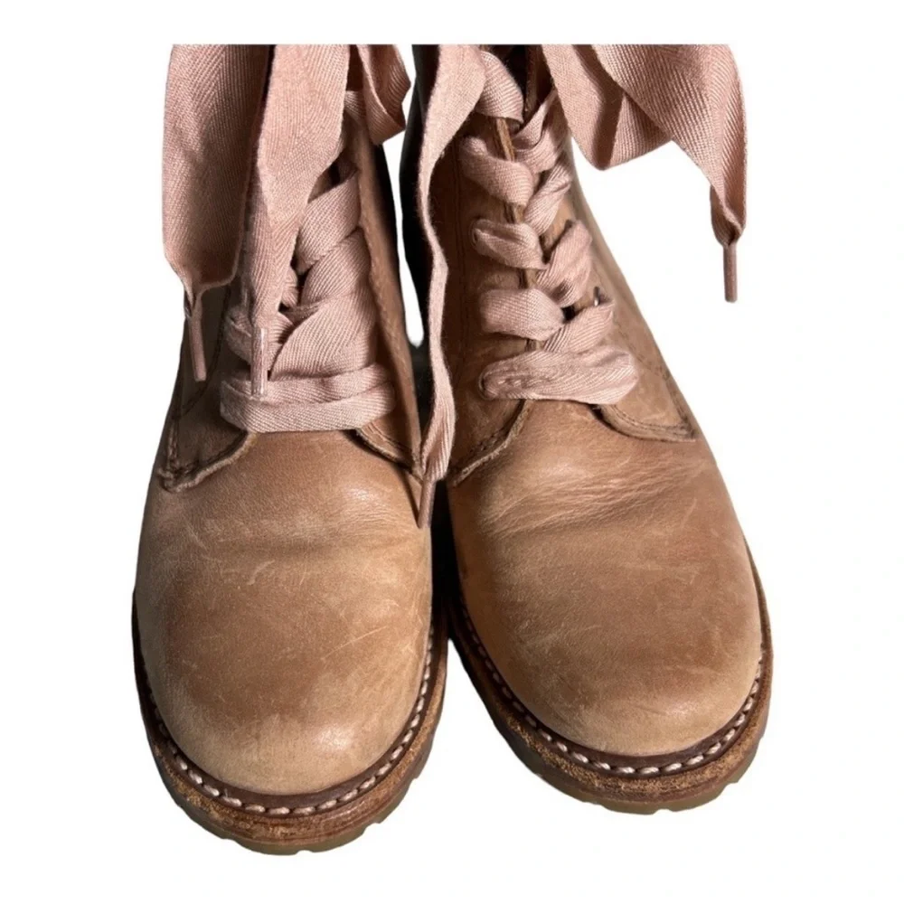Frye Sabrina 6G lace up heeled booties size 6M - Picture 8 of 13